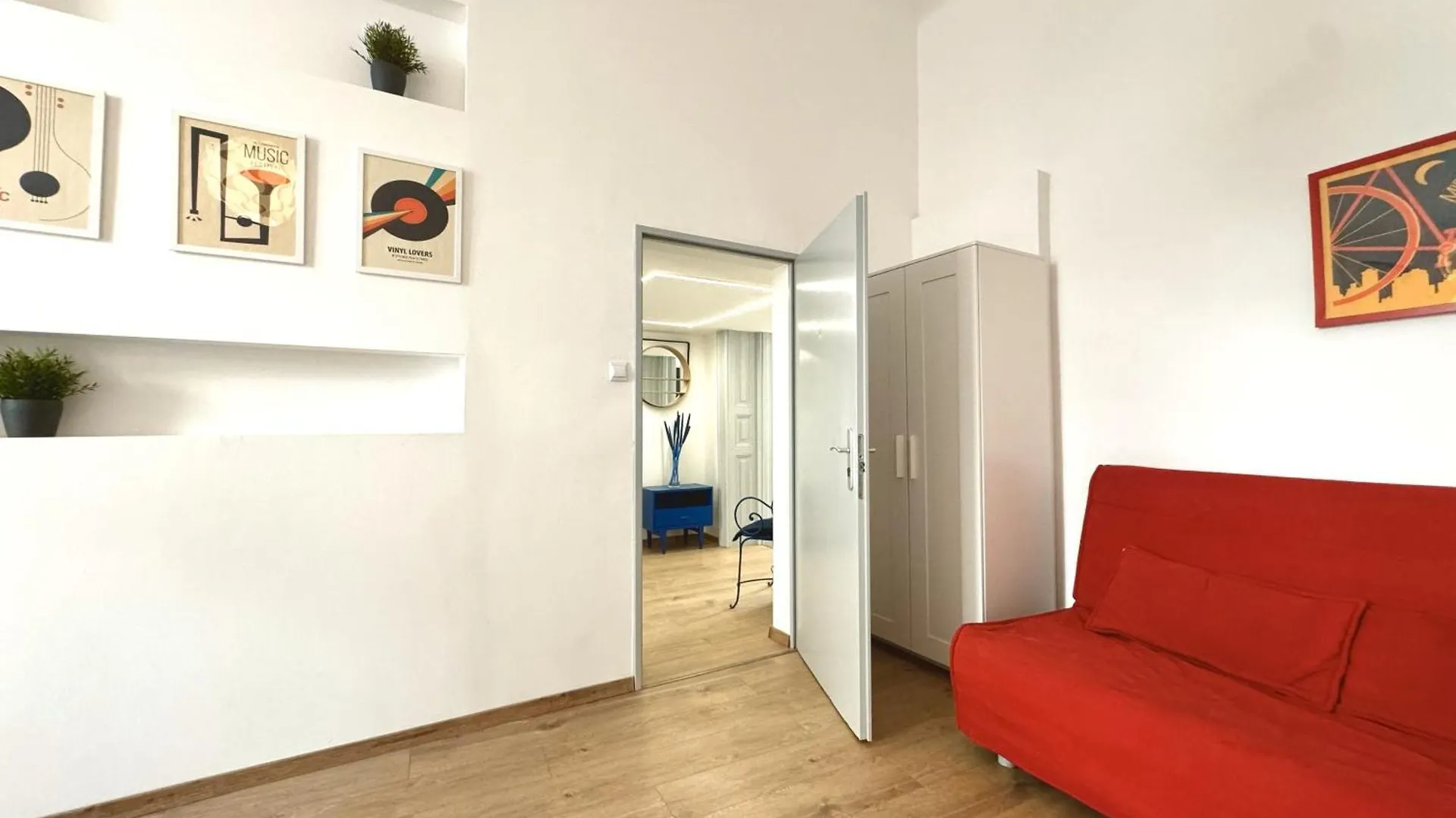 Come On Inn Apartment In The City Center 3 Br Budapest Hungary